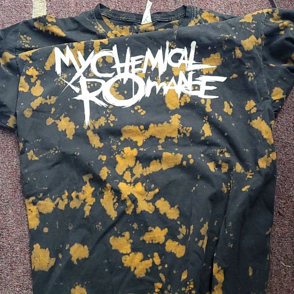MY CHEMICAL ROMANCE WOMENS M/L COOL DESIGN